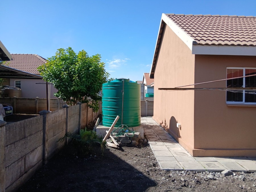 To Let 4 Bedroom Property for Rent in Freedom Park A North West